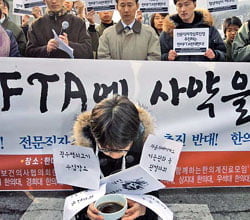 왜 시장을 개방해야 하나‥"메기 함께 풀어놓은 논의 미꾸라지가 더 통통하더라"