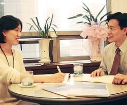 (49) 가정과 관련된 직업