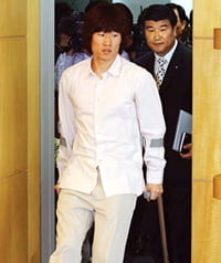 (7) 인간 상품화의 인간적인 측면