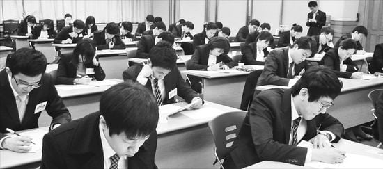 "8월 테샛 고득점으로 취업·대학문 열자"
