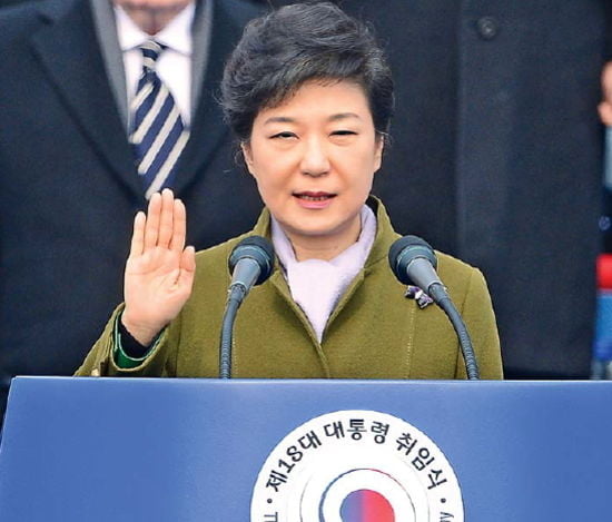 "경제부흥·국민행복"…21세기 '박정희 스타일'