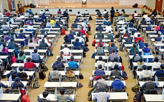 대입 좁은 문, 논술로 열어라