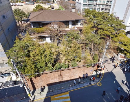 '사저'와 '자택'의 차이
