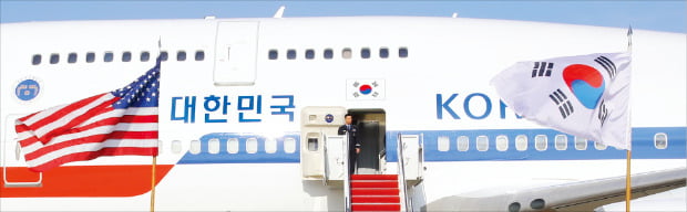 국가 정상 전용기는 국력 과시하는 '하늘의 집무실'이죠