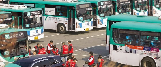 근로시간 단축 따른 비용을 세금으로 충당해선 안 되죠~
