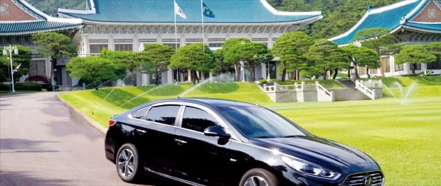 수소전기차는 '미래 클린카'…배출가스 없고 충전도 빨라