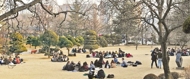 내년부터 '대입역전현상'…구조조정 나서는 대학들