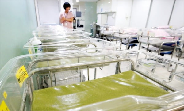 인구의 경제학…저출산은 정말 재앙일까