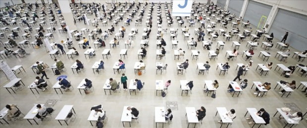 마리엔탈 마을의 교훈…개인과 사회를 와해시키는 실업