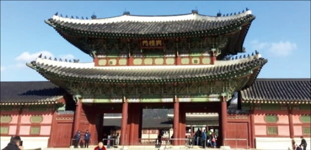 혁명세력들, 천연 요새인 한양으로 천도 단행…성리학 이상 실현할 공간의 재구성 필요했죠