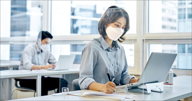 오염된 실내 환경은 건강·집중력 등에 영향 끼쳐…온도·소음·조명·공기 질 등 4가지 항목 평가해요