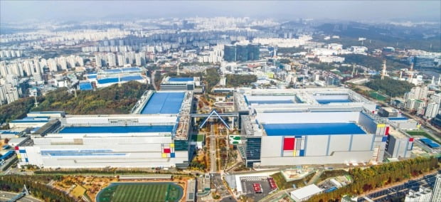 고교생도 읽을 수 있는 '쉽게 쓴' 반도체 스토리