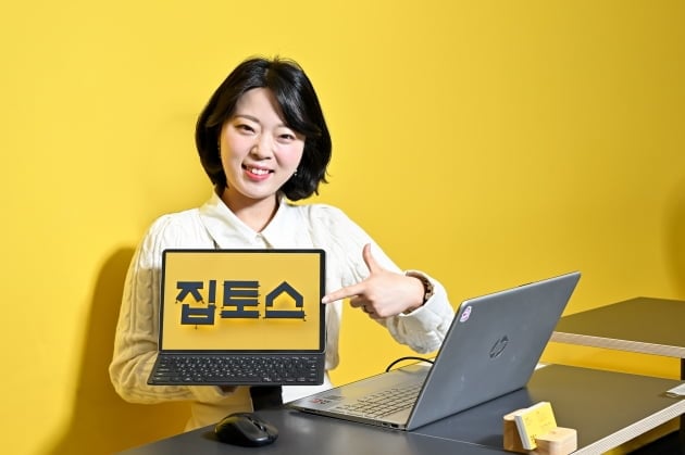 "하루 15시간 울며 공부해 5개월 만에 합격했어요"