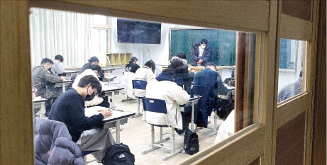 물가안정목표제 등 경제이론 문항 까다로워