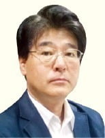 힘 있는 문장은 어디서 오나…'형국이다' 버리기
