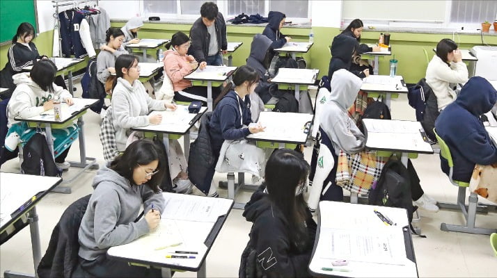 올해 첫 전국연합학력평가 실시