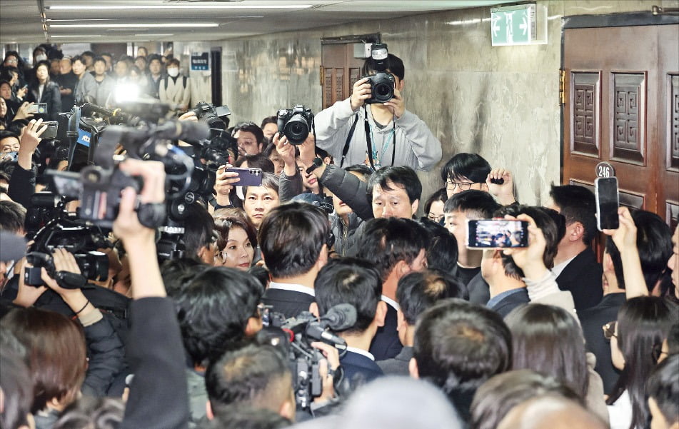 '~에 따르면'은 어떻게 상투어가 됐나