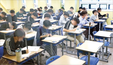 "수능으론 부족"…고1부턴 정시도 '교과역량' 확대