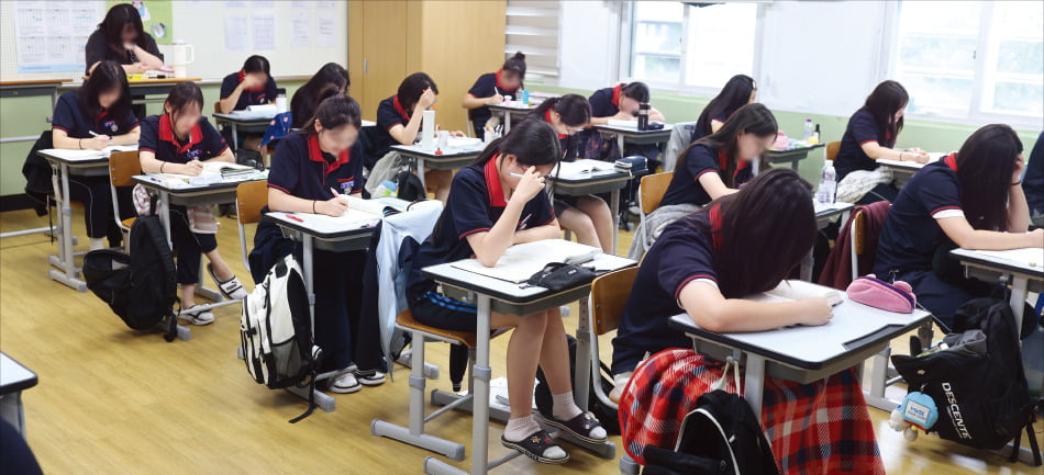 시험 겹치는 곳 많아…일정 확인 후 전략 잘 짜야